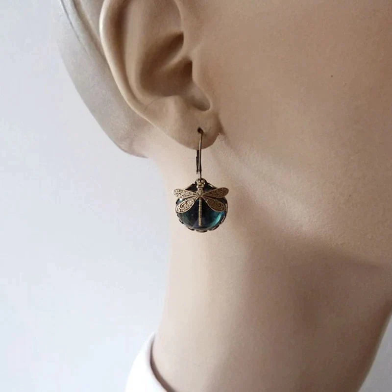 Beautiful Gold Earring with Unique Style