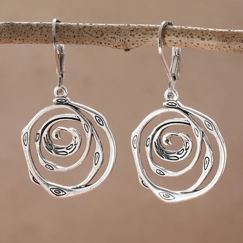 Vintage Handmade Silver Earring