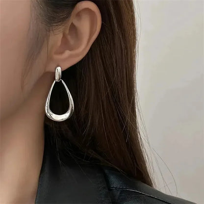Classic Silver Earring with Timeless Appeal