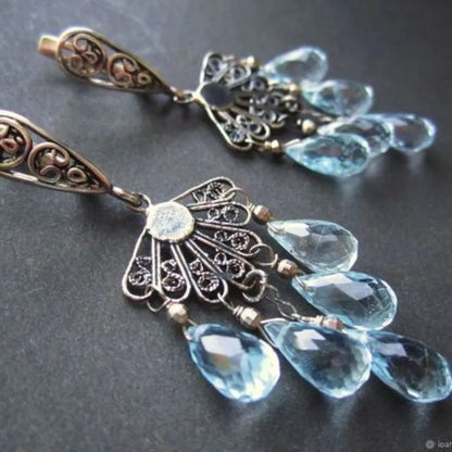Stunning Gold Earring for Daily Wear