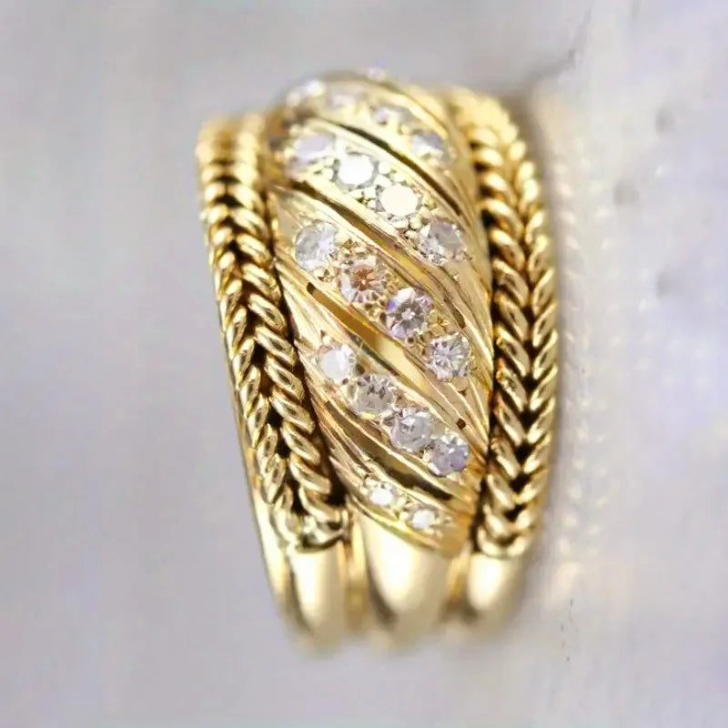 Elegant Gold Ring for Every Occasion