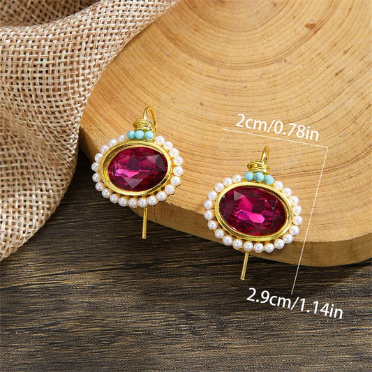 Elegant Gold Earring for Every Occasion
