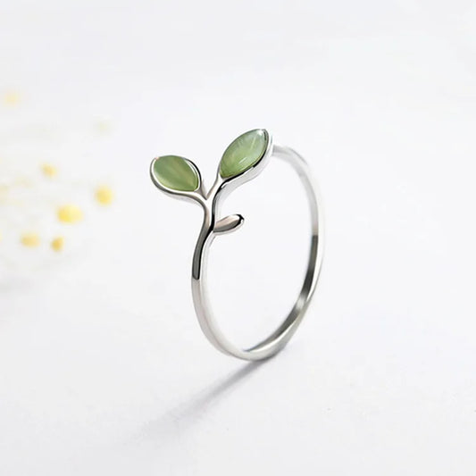 Romantic Silver Ring for Special Moments