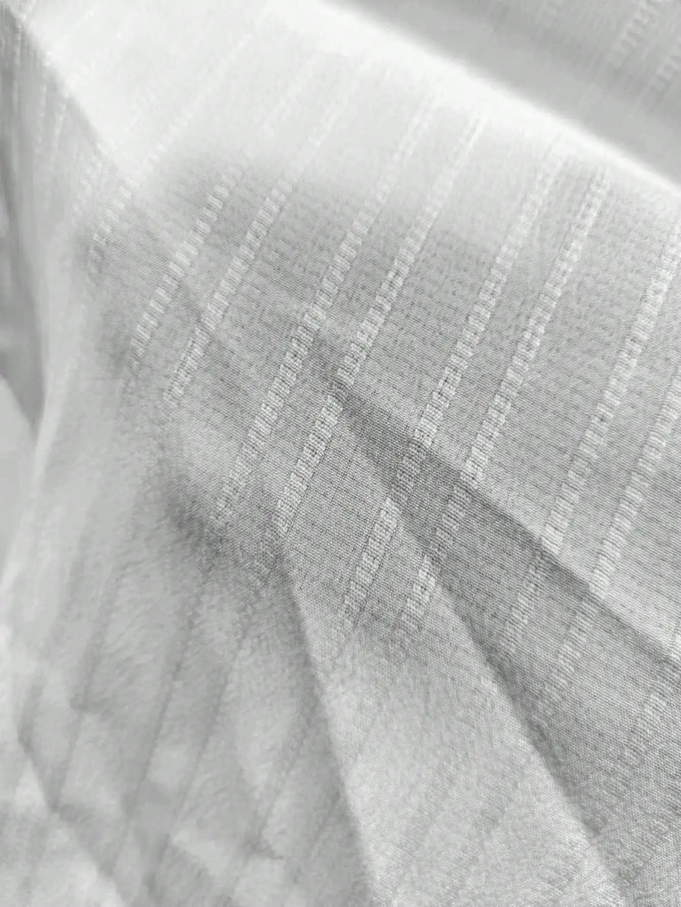 JO | Lantern sleeve hollow-out top