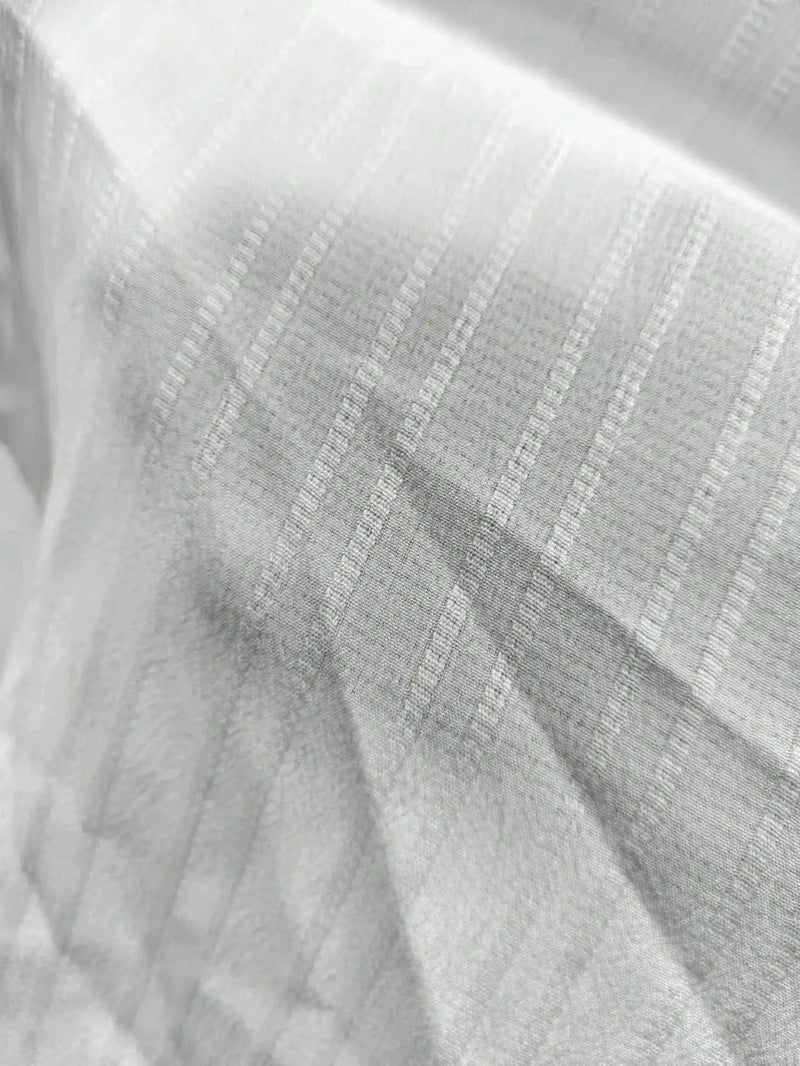 JO | Lantern sleeve hollow-out top
