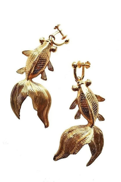 Stunning Gold Earring for Daily Wear