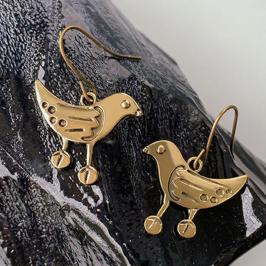 Charming Earring for Any Occasion