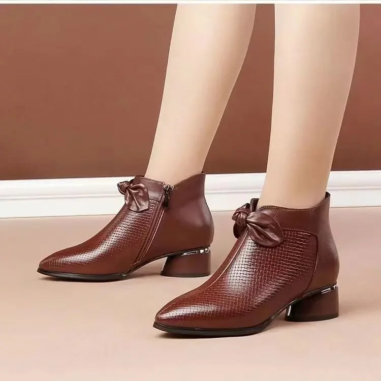 Durable and Supportive Orthopedic Boots