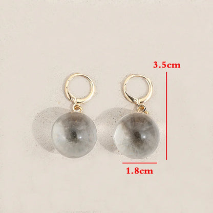 Beautiful Gold Earring with Unique Style