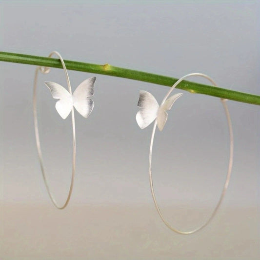 Stunning Silver Earring for Daily Wear