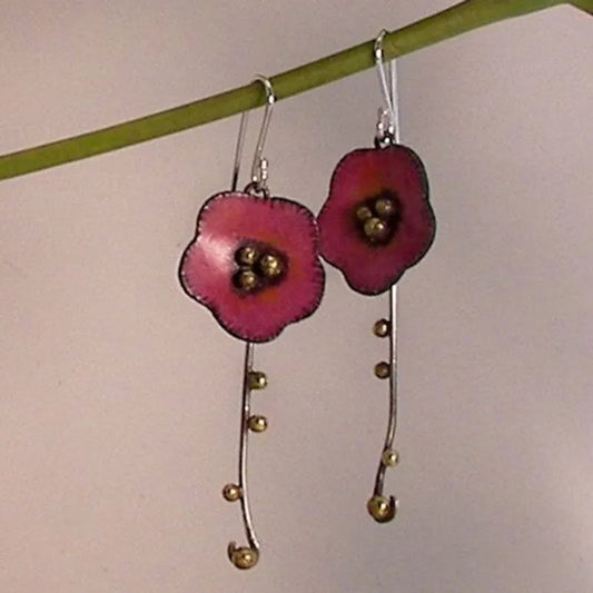 Romantic Silver Earring for Special Moments