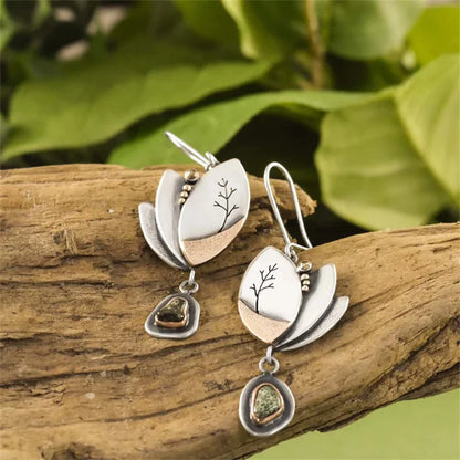 Romantic Gold Earring for Special Moments