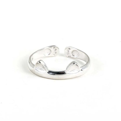 Charming Silver Ring for Any Occasion