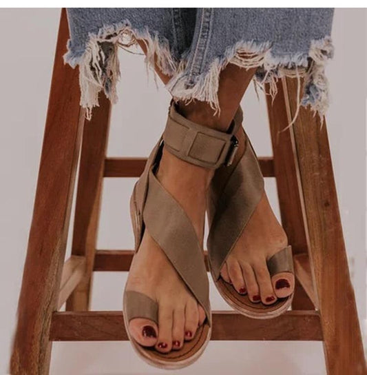 KS | Cross strap ankle wrap toe ring sandals