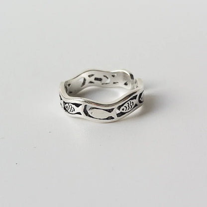 Charming Silver Ring for Any Occasion