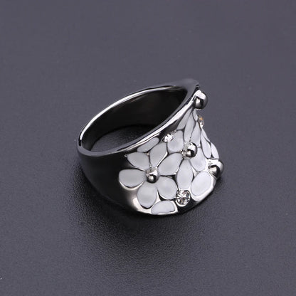 Beautiful Ring with Unique Style