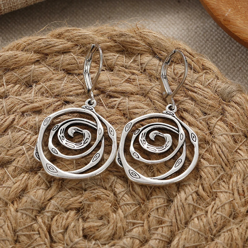 Vintage Handmade Silver Earring