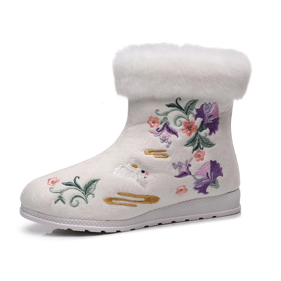 Durable and Supportive Orthopedic Boots