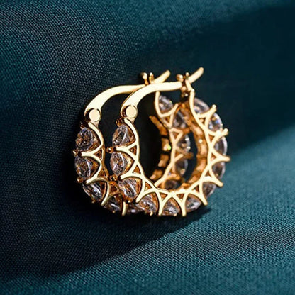 Romantic Gold Earring for Special Moments