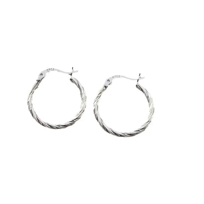 Elegant Silver Earring for Every Occasion