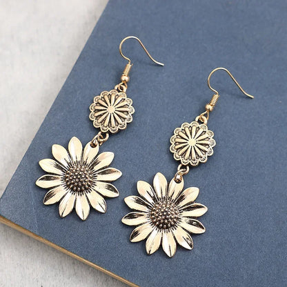 Delicate Artisan Gold Earring