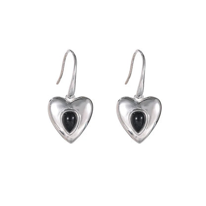 Charming Silver Earring for Any Occasion