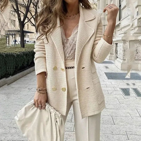 JO | Elegant double-breasted blazer for women