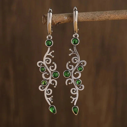 Charming Silver Earring for Any Occasion