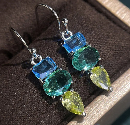 Elegant Silver Earring for Every Occasion