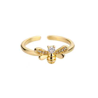 Charming Gold Ring for Any Occasion