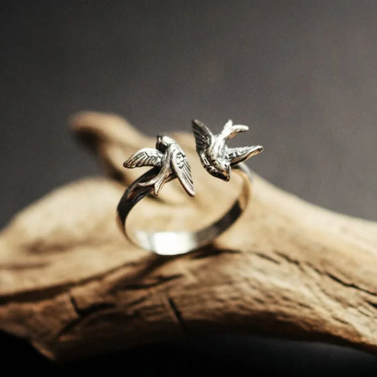 Beautiful Silver Ring with Unique Style