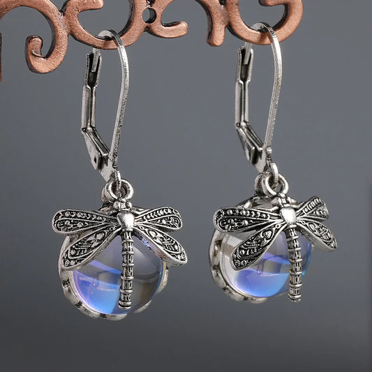 Romantic Silver Earring for Special Moments