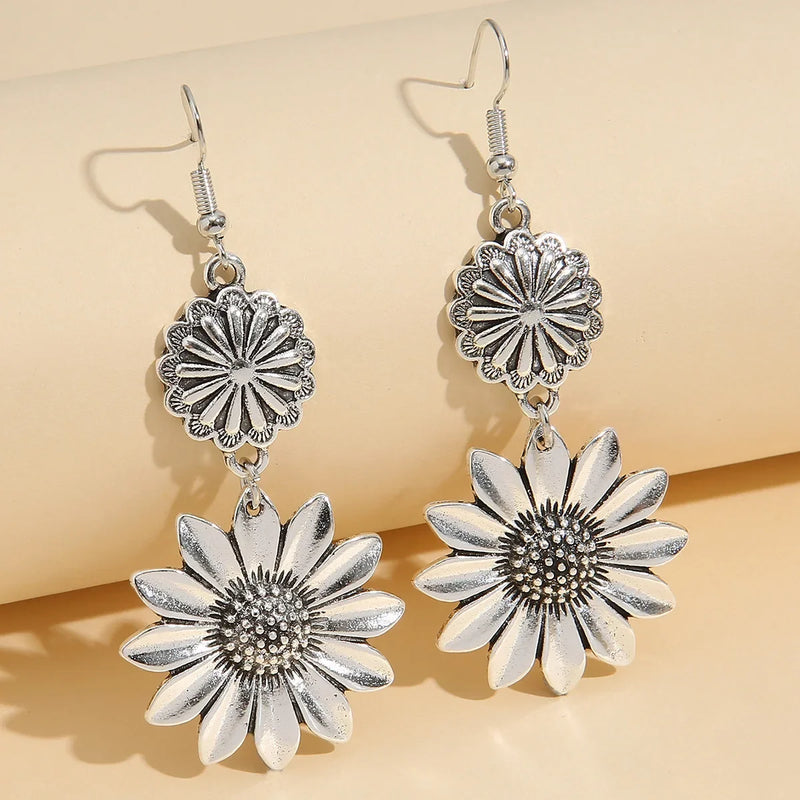 Delicate Artisan Gold Earring