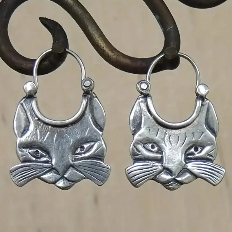 Beautiful Silver Earring with Unique Style