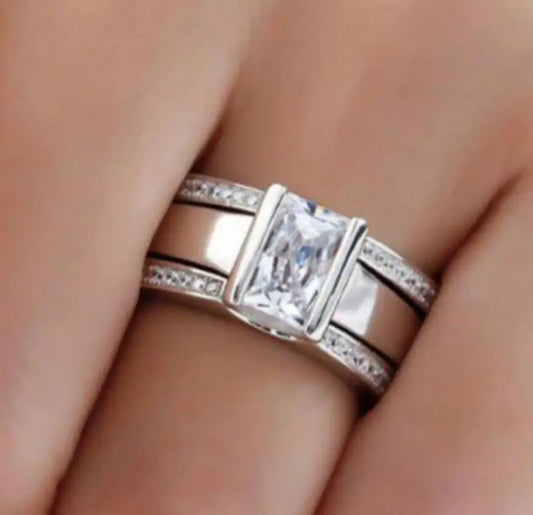 Beautiful Silver Ring with Unique Style