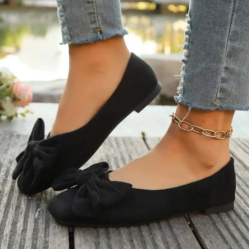 Tailored and Comfortable Orthopedic Flats