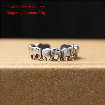 Classic Silver Ring with Timeless Appeal
