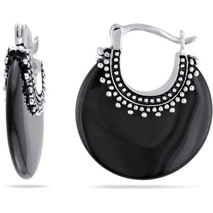 Charming Silver Earring for Any Occasion