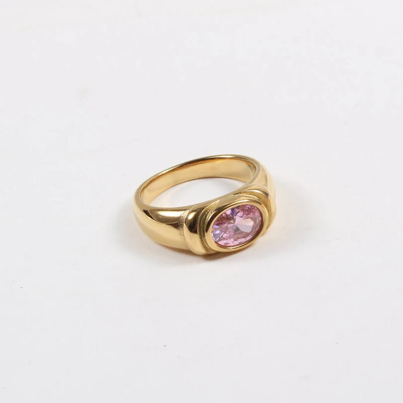 Charming Gold Ring for Any Occasion