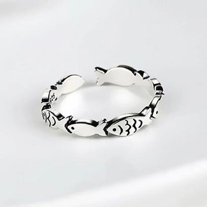 Charming Silver Ring for Any Occasion
