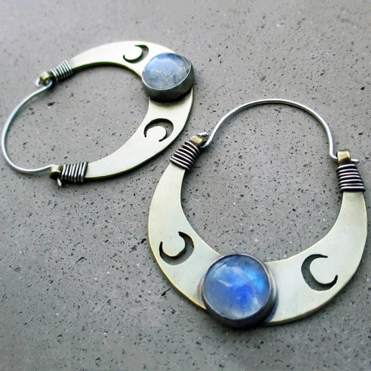 Romantic Silver Earring for Special Moments