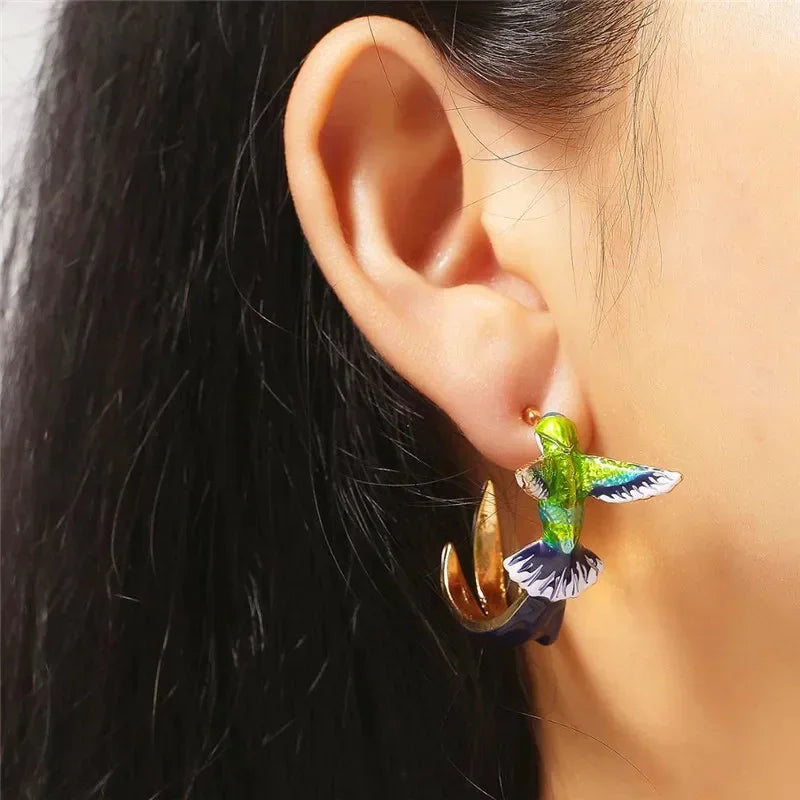 Classic Silver Earring with Timeless Appeal