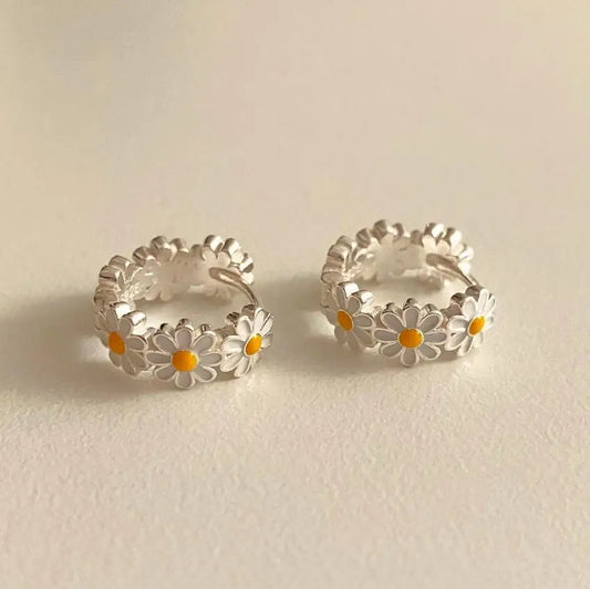 Stunning Silver Earring for Daily Wear