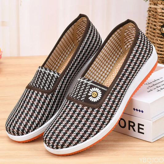 Tailored and Comfortable Orthopedic Shoes