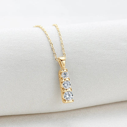 Charming Gold Necklace for Any Occasion