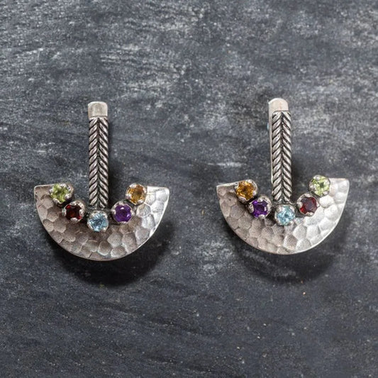 Charming Silver Earring for Any Occasion