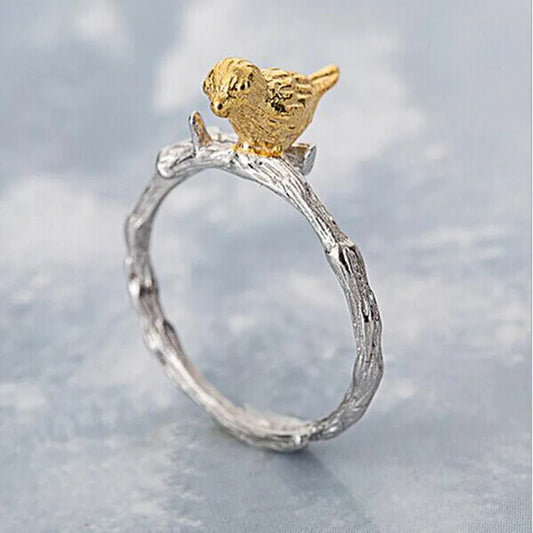 Romantic Gold Ring for Special Moments