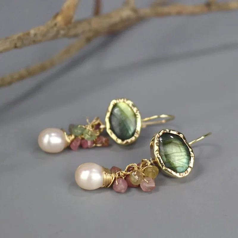 Stunning Gold Earring for Daily Wear