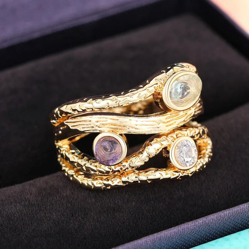 Charming Gold Ring for Any Occasion