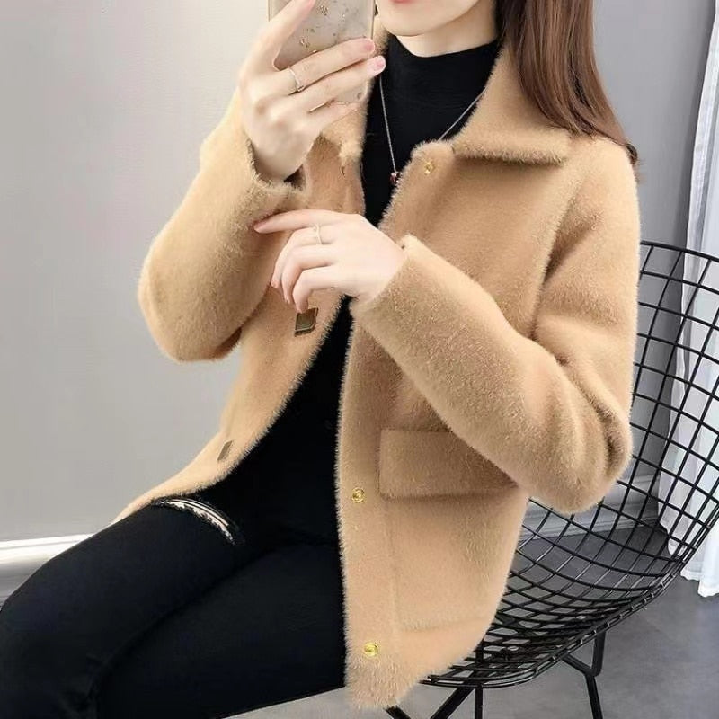 JO | IqraJacket I Fur jacket for women